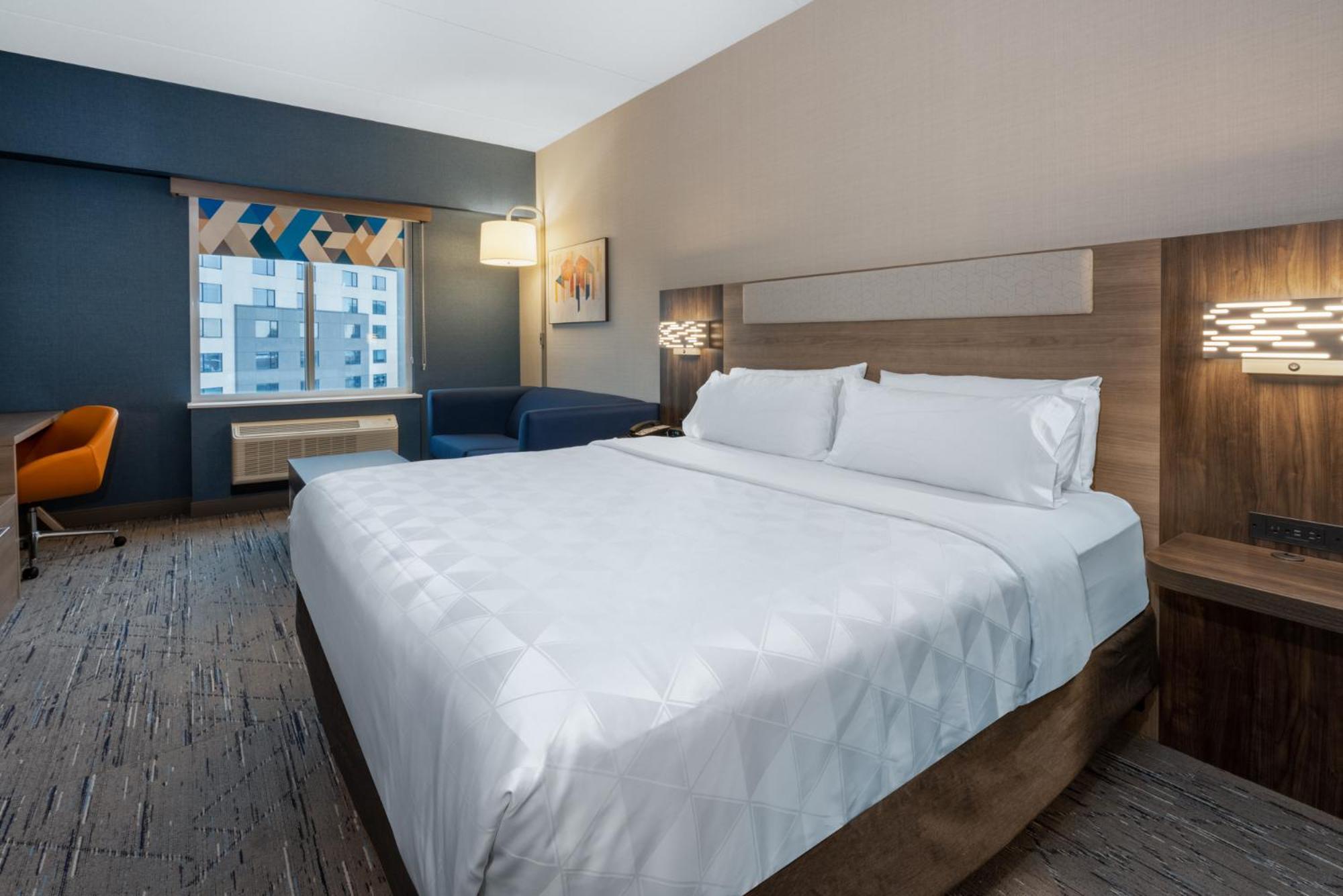 Holiday Inn Express & Suites Vaughan-Southwest By Ihg Eksteriør billede