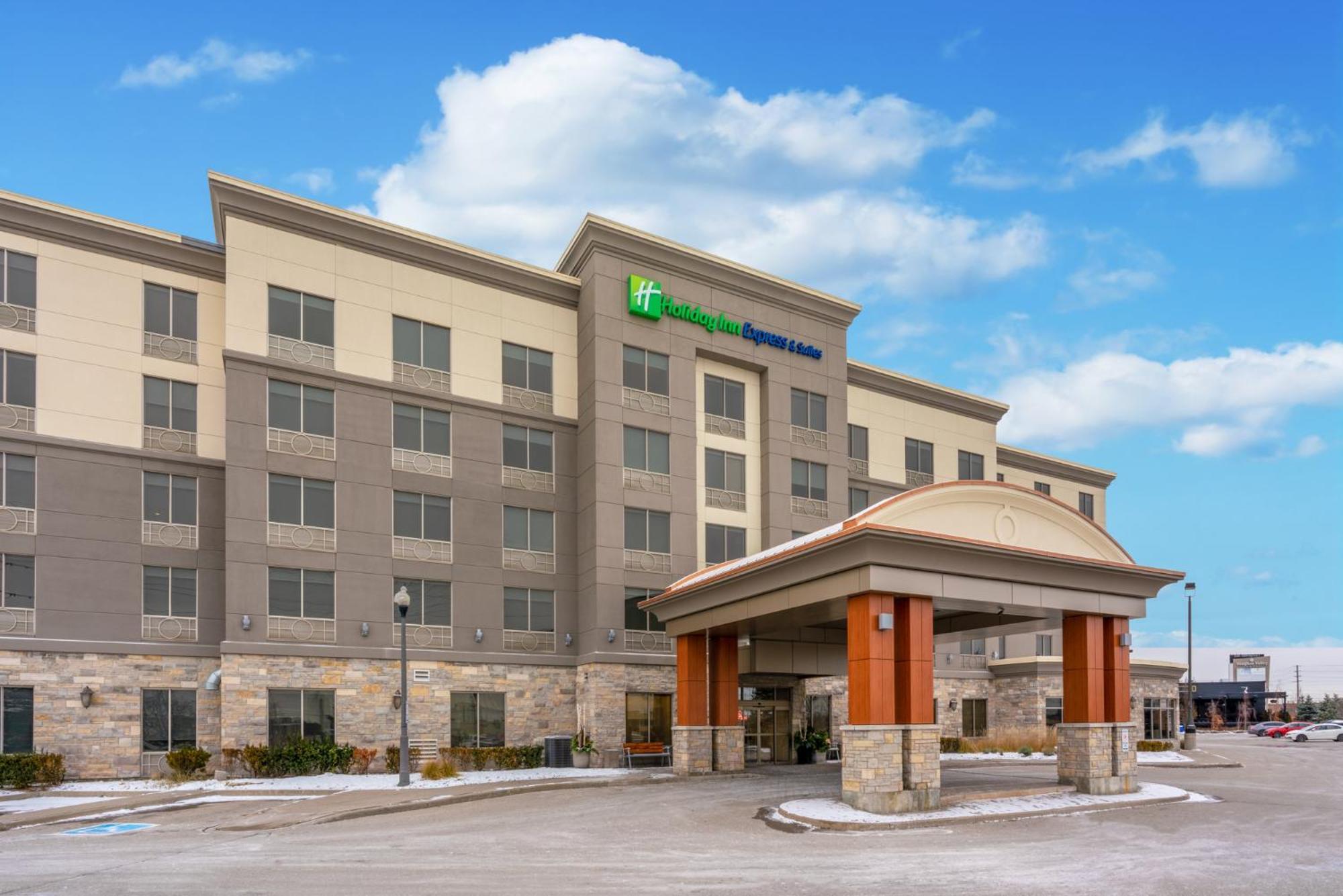 Holiday Inn Express & Suites Vaughan-Southwest By Ihg Eksteriør billede